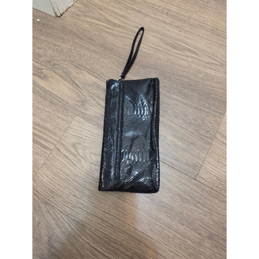 Black Faux Snakeskin Wristlet Wallet Bifold Clutch with ID Window and Card Slots